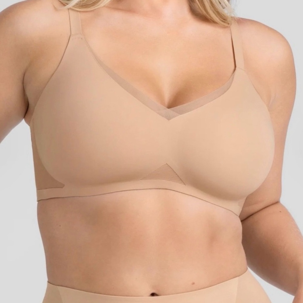 Honeylove CrossOver Wireless Bra Removable Pads Nude Mesh V Neck Med. 36 B/C💛